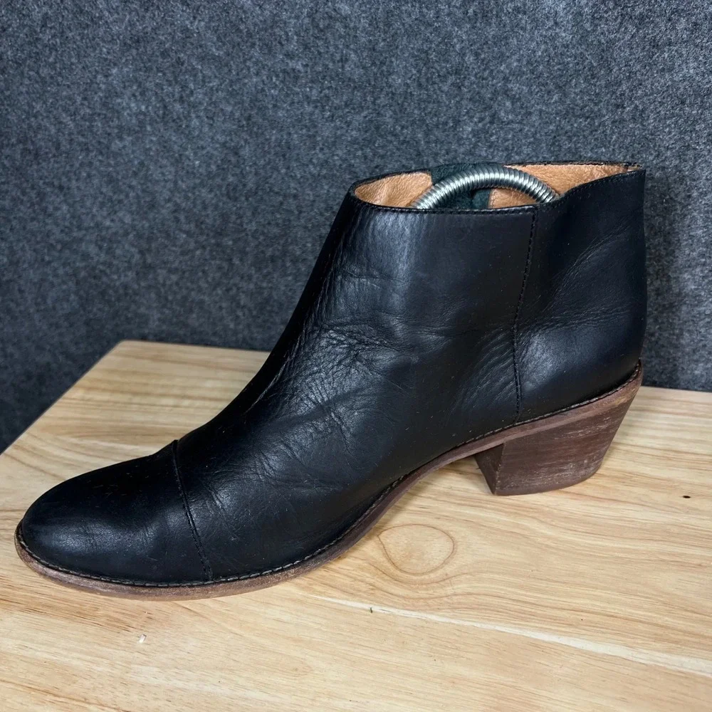 Madewell Black Leather Cap Toe Ankle Boots Side Buckle B8034 Size 11